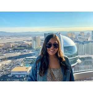 Meet your Posher, Samantha